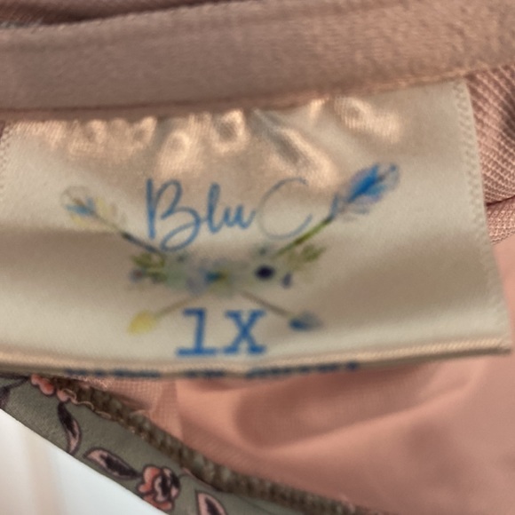 Blu C Ruffle Swim Suit Top Floral Plus Size 1X - Picture 4 of 6